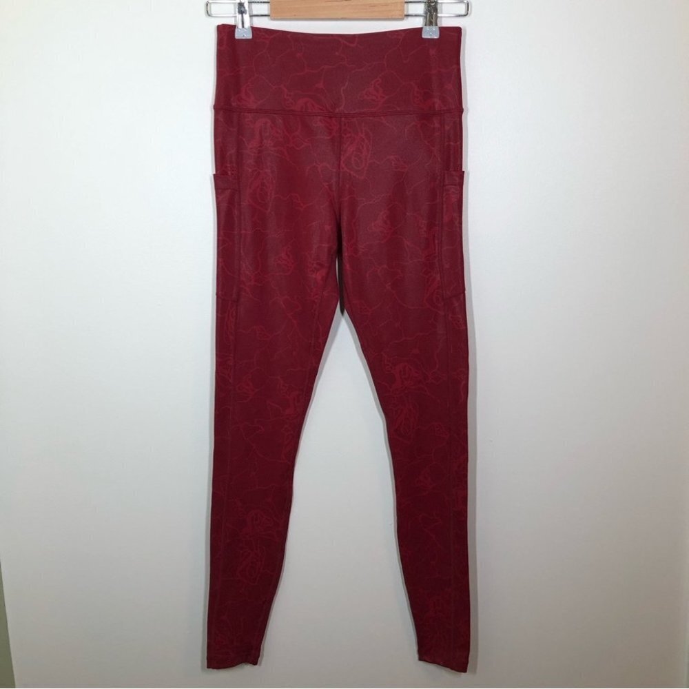ZYIA Active  Red Rose Print 7/8 Length Leggings Size‎ 6-8